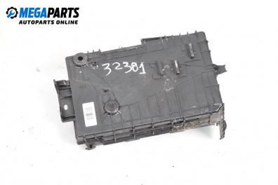 Carcasă filtru de aer for Peugeot 207 Station Wagon (02.2007 - 12.2013) 1.4 16V