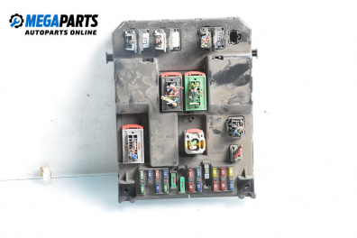 Sicherungskasten for Peugeot 307 Hatchback (08.2000 - 12.2012) 1.4 16V, 88 hp