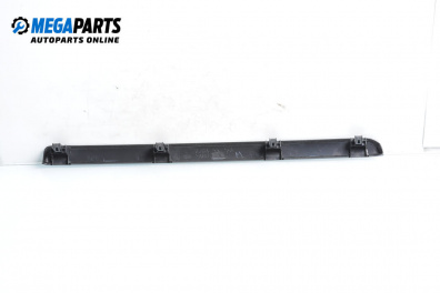 Interieur kunststoffbauteile for Mazda 6 Sedan I (06.2002 - 12.2008), 5 türen, sedan, position: vorderseite