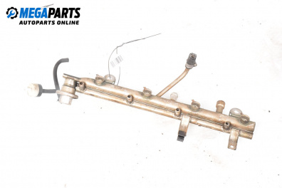 Benzin-einspritzleiste for BMW 3 Series E46 Sedan (02.1998 - 04.2005) 316 i, 105 hp