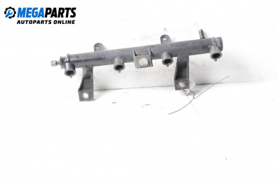 Rampă combustibil for Peugeot 206 Station Wagon (07.2002 - ...) 1.4, 75 hp