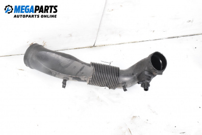 Furtun ondulat și fin pentru admisia aerului for Volvo V70 II Estate (11.1999 - 12.2008) 2.5 TDI, 140 hp