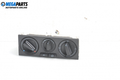 Panou aer condiționat for Volkswagen Passat IV Variant B5.5 (09.2000 - 08.2005)