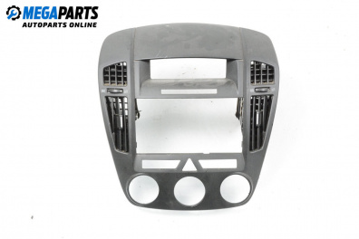 Consola centrală for Kia Cee'd Sportswagon I (09.2007 - 12.2012)