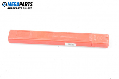 Warning triangle for Mazda CX-9 SUV I (09.2006 - 12.2015)