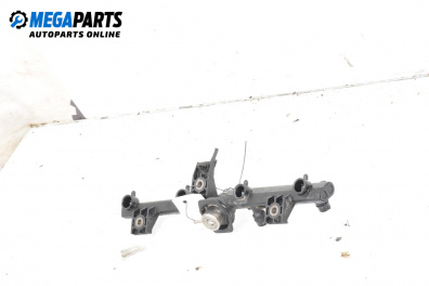 Benzin-einspritzleiste for Renault Clio II Hatchback (09.1998 - 09.2005) 1.4 (B/CB0C), 75 hp