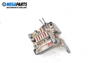 Sicherungskasten for Peugeot 206 Hatchback (08.1998 - 12.2012) 1.4 i, 75 hp