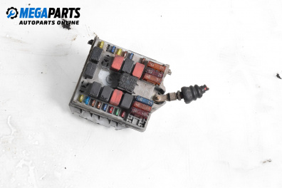 Tablou cu siguranțe for Alfa Romeo 147 Hatchback (10.2000 - 12.2010) 1.9 JTD (937AXD1A), 115 hp