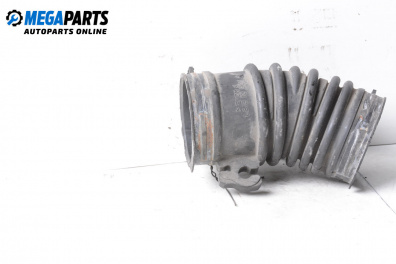 Furtun ondulat și fin pentru admisia aerului for Mazda 6 Station Wagon I (08.2002 - 12.2007) 2.0, 141 hp