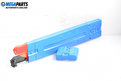 Warning triangle for Volkswagen Golf V Hatchback (10.2003 - 02.2009)