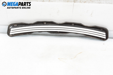 Grilă capotă for Mercedes-Benz E-Class Sedan (W210) (06.1995 - 08.2003), sedan, position: fața