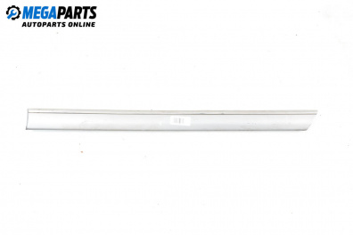 Prag exterior for Mercedes-Benz C-Class Sedan (W202) (03.1993 - 05.2000), 5 uși, sedan, position: stânga