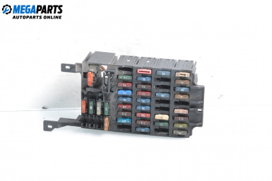 Tablou cu siguranțe for Mercedes-Benz C-Class Sedan (W202) (03.1993 - 05.2000) C 250 Turbo-D (202.128), 150 hp