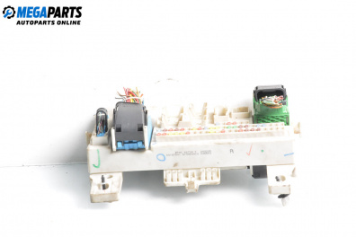 Fuse box for Mazda 3 Hatchback I (10.2003 - 12.2009) 1.6 DI Turbo, 109 hp, № BP4K66730F