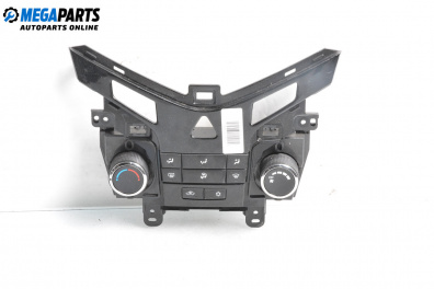 Panou aer condiționat for Chevrolet Cruze Sedan (J300) (05.2009 - ...)