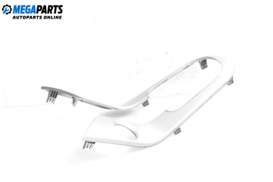 Consola centrală for Chevrolet Cruze Sedan (J300) (05.2009 - ...)