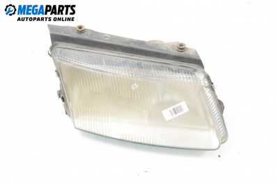 Far for Volkswagen Passat III Variant B5 (05.1997 - 12.2001), combi, position: dreapta