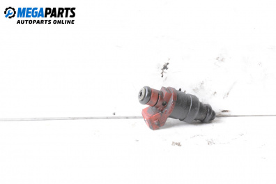 Duza benzină for Volkswagen Passat III Variant B5 (05.1997 - 12.2001) 2.8 V6 Syncro/4motion, 193 hp