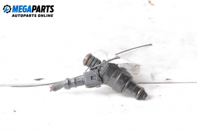 Gasoline fuel injector for Audi 80 Avant B4 (09.1991 - 01.1996) 2.0 E, 115 hp