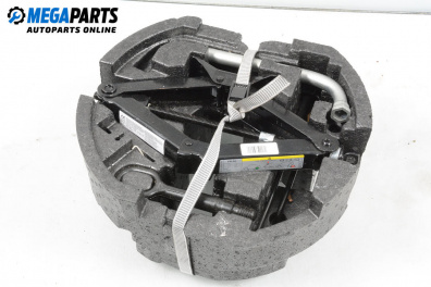 Werkzeugset for Skoda Superb III Combi (03.2015 - ...)