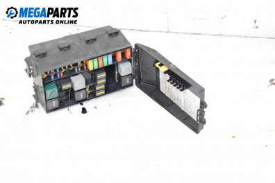 Fuse box for Ford Focus I Hatchback (10.1998 - 12.2007) 1.8 DI / TDDi, 75 hp