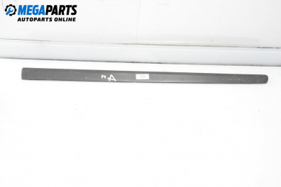 Exterior moulding for Volkswagen Polo Hatchback IV (10.2001 - 12.2005), hatchback, position: right