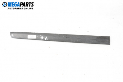 Exterior moulding for Volkswagen Polo Hatchback IV (10.2001 - 12.2005), hatchback, position: rear