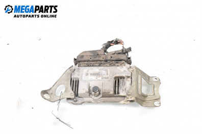 ECU for Toyota Yaris Hatchback II (01.2005 - 12.2014) 1.0 VVT-i, 69 hp, № 89661-0D270