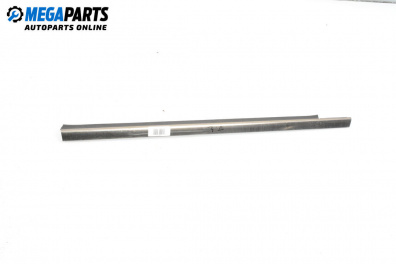 Material profilat exterior for Mercedes-Benz C-Class Estate (S203) (03.2001 - 08.2007), combi, position: dreapta
