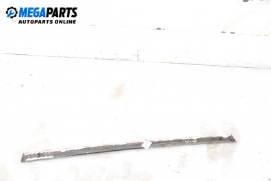 Material profilat for Volvo V70 II Estate (11.1999 - 12.2008), combi, position: stânga - fața