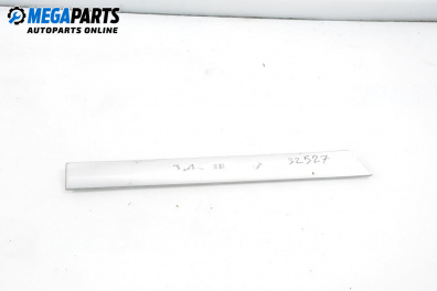 Material profilat for Mercedes-Benz C-Class Sedan (W203) (05.2000 - 08.2007), sedan, position: dreaptă - spate