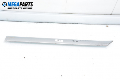 Material profilat for Mercedes-Benz C-Class Sedan (W203) (05.2000 - 08.2007), sedan, position: stânga - spate