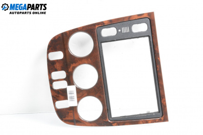 Consola centrală for Mercedes-Benz M-Class SUV (W163) (02.1998 - 06.2005)