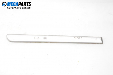 Material profilat for Mercedes-Benz M-Class SUV (W163) (02.1998 - 06.2005), suv, position: dreaptă - spate