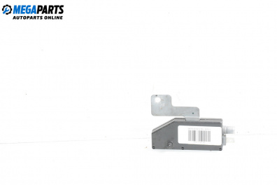 Amplificator antenă for Mercedes-Benz M-Class SUV (W163) (02.1998 - 06.2005)