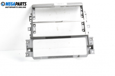 Consola centrală for Kia Sorento I SUV (08.2002 - 12.2009)