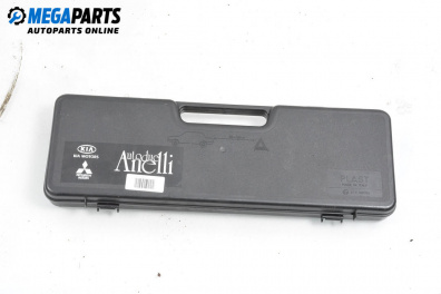 Warndreieck for Kia Sorento I SUV (08.2002 - 12.2009)