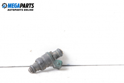 Duza benzină for Volkswagen Golf IV Hatchback (08.1997 - 06.2005) 1.6, 100 hp