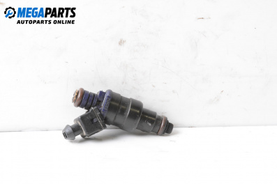 Duza benzină for Renault Megane I Coach (03.1996 - 08.2003) 1.6 e (DA0F), 90 hp