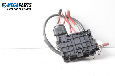 Sicherungskasten for Audi A3 Hatchback I (09.1996 - 05.2003) 1.6, 102 hp