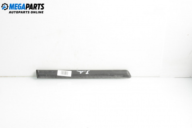 Material profilat for Volkswagen Golf IV Hatchback (08.1997 - 06.2005), hatchback, position: dreaptă - spate