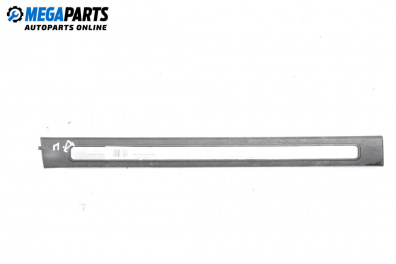 Interior plastic for Mercedes-Benz B-Class Hatchback I (03.2005 - 11.2011), 5 doors, hatchback, position: front - right