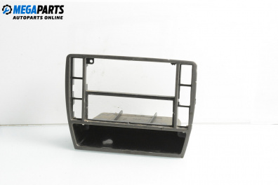 Zentralkonsole for Volkswagen Passat IV Variant B5.5 (09.2000 - 08.2005)