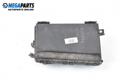 Sicherungskasten for Opel Zafira B Minivan (07.2005 - 14.2015) 1.9 CDTI, 120 hp