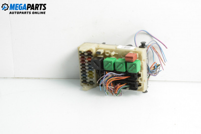 Tablou cu siguranțe for Ford Mondeo II Turnier (08.1996 - 09.2000) 1.8 TD, 90 hp