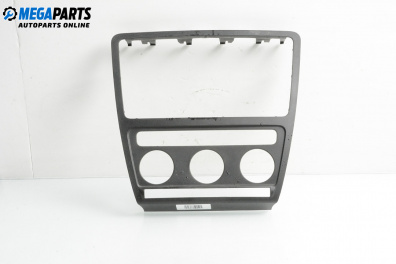Zentralkonsole for Skoda Octavia II Hatchback (02.2004 - 06.2013)