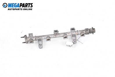 Benzin-einspritzleiste for Hyundai Coupe Coupe II (08.2001 - 08.2009) 1.6 16V, 105 hp
