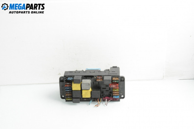 Tablou cu siguranțe for Mercedes-Benz C-Class Sedan (W203) (05.2000 - 08.2007) C 270 CDI (203.016), 170 hp