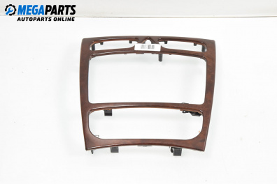 Zentralkonsole for Mercedes-Benz C-Class Sedan (W203) (05.2000 - 08.2007)