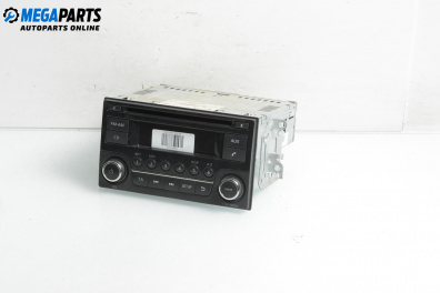 CD spieler for Nissan Qashqai I SUV (12.2006 - 04.2014)